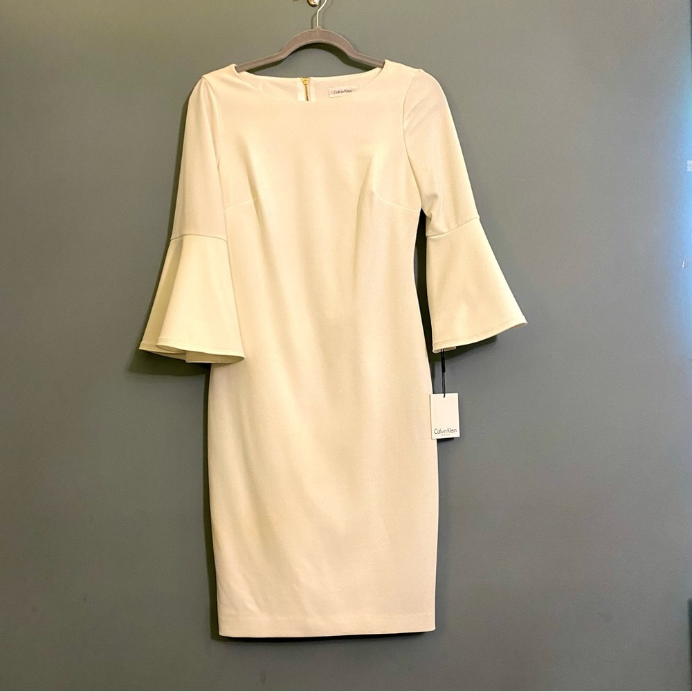 NWT Calvin Klein White Scuba Crepe Sheath Dress with Bell Sleeve Size 6